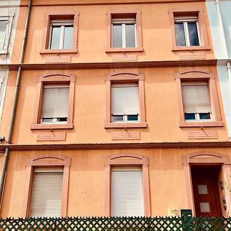 Rs-0 - Appartement F2 Au Rdc A Mulhouse Pour 1-3 Pers Exterior foto
